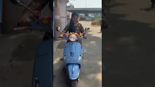 Welcome new scooter #vespa bike 🏍️ #hasiniinalaparaigal #hasinishares #hasinivlog #trichycouplevlog