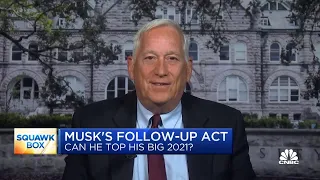 Walter Isaacson on Elon Musk: He's leading our transition into the world of EVs