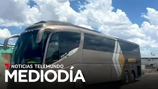 Localizan a varios pasajeros que viajaban en el autobús secuestrado en México | Noticias Telemundo