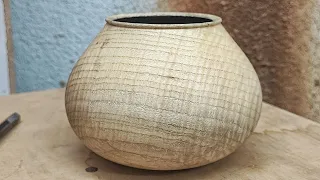 Woodturning__wooden pot from rippled ash