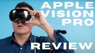 Apple Vision Pro REVIEW: Pros and Cons