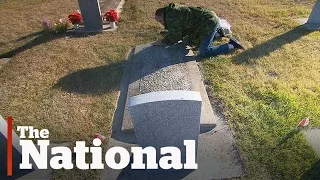 Man cleans veterans' graves