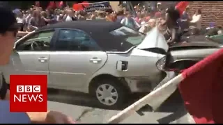 Car rams into crowd of people at Charlottesville rally - BBC News