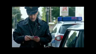 Allgemeine Polizeikontrolle - Ladykracher