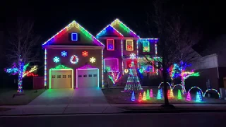 World of Color Christmas Light Show 2018 - Burkitt Place