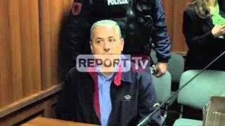 Report TV - EKSKLUZIVE/ Ja si u mbrojt ish ministri Ksera në sallën e gjyqit