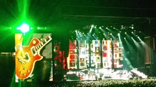 Guns n' Roses Welcome to the Jungle KC 2016