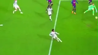 Salah and Dembele missing open opportunities (Barcelona 3-0 Liverpool )