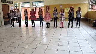 Dança da Festa Junina - É Na Sola da Bota