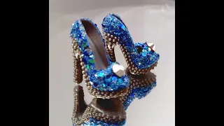 Туфли для Барби. Две пары: Сияющие и Бархатные. / Shoes for Barbie. Two pairs: Shining and Velvet.