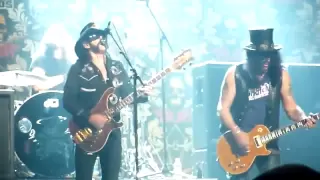 Slash, Lemmy  & Dave Grohl - Ace of Spades (Live) @ The Revolver Golden Gods Awards 2010