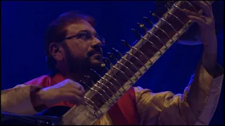 Raga Shudh Basant ~ Pt Kushal Das & Satyajit Talwalkar ~ Philharmonie de Paris (2015)