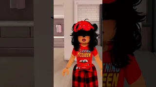 My bestfriend Lisa… // berry Ave horror // #viral #roblox #edit #robloxian #berryave #berryavenue