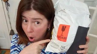 A Fragile Fiber Of The Month Club Box - Paradise Fibers March 2020 LIVE UNBOXING!