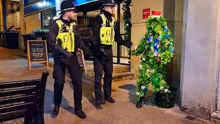 Police got Scared by Christmas tree 🎄! Christmas tree prank.
