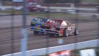 Pat and Matt duel at Merrittville Speedway 8-3-09