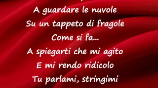 Tappeto di Fragole Lyrics - Modà