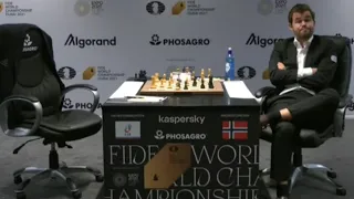 Magnus Carlsen Waits Nepomniachtchi to Come and Resign