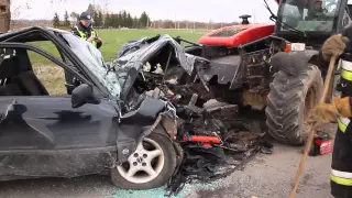 Audi ir traktoriaus kaktomuša Panevėžio rajone 2015-04-22
