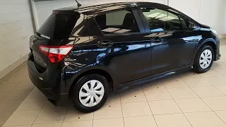 171KK0000 - 2017 Toyota Vitz 1.0 Hybrid  15,975