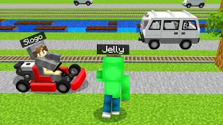 We played CROSSY ROADS in Minecraft...