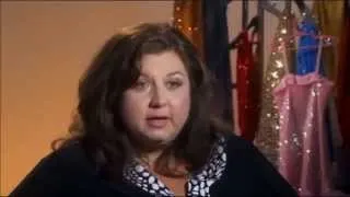 Biografía de Abby Lee Milller (Español Latino)