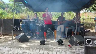 Banda Rebirth cover Felipe Amorim - No ouvidinho na 1ª edição da "Farra dos Amigos" Belo Jardim 2023