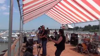 Whiskey Creek - Cocaine Blues - Johnny Cash Cover
