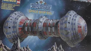 Perry Rhodan: Fern- und Trägerraumschiff Sol Bausatz von Revell 1999 (mit Animationen)