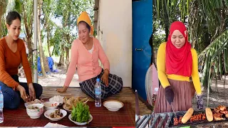 A Cambodian Muslim Family Cook For Me A Good Lunch In Rural Village