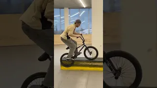 ⚠️СЛОЖНАЯ ЛИНИЯ НА БМХ⚠️ #skatepark #barspin #scoot bmxstreet #bmxstreet  #skate #scooterclips #bmx