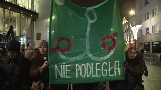 The 51 Percent: Poland divided over abortion ban