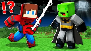 How Mikey and JJ Became SPIDER-MAN and BATMAN ? SUPERHERO Battle ! - Minecraft (Maizen)