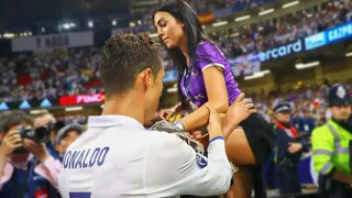 Les plus beaux moments de bisous dans le football