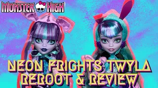 NEON FRIGHTS TWYLA REROOT & REVIEW! Monster High Skulltimate Secrets Doll Unboxing! 🕸️🐰