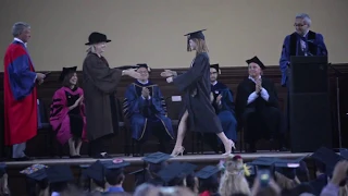 (VIDEO) Emma Watson Enjoying Her Graduation Ceremony With Mom