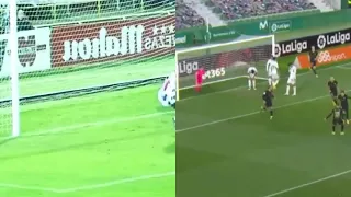 Comparision of Xavi's and Puig's first goal for barca