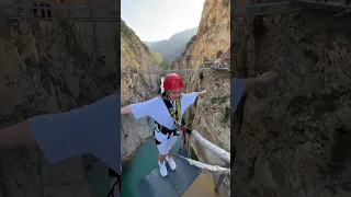 Прыжок с тарзанки 🔥 туры по Дагестану ⛰️ комплекс пещера Нохъо #дагестан #тарзанка #турыподагестану