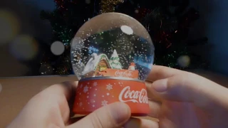 Новогодний шар от Coca-Cola 2017
