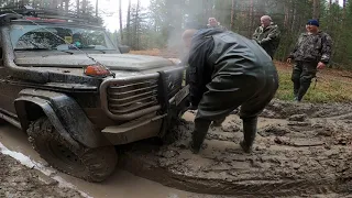 Коварное болото и перевёрнутый уазик или неудачный дрифт под Нижним селом.