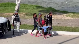#migrantes ASALTANTES cruzaron la FRONTERA