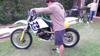 Cómo arrancar una Husqvarna 610