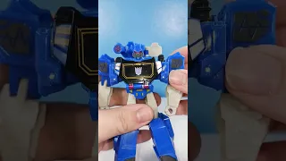 Cyberverse Warrior Soundwave was actually pretty cool!