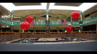 Metro North Mall's Balloons and Fountains