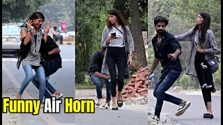 Funny Air H-O-R-N | Pranks in Pakistan | LahoriFied