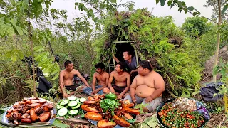 Build Bushcraft Bamboo Survival Shelter !!Cooking Pork Boiled with Spicy Local Chilly Fry & Eating