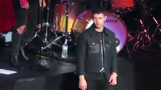 Nick Jonas - Chains/Jealous (Jingle Ball 2017, Tampa)