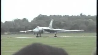 Vulcan at Coventry 26th September 2010.mpg