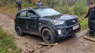 Кроссоверы и джипы повисли на трубе. Hyundai Creta, Mitsubishi Outlander, УАЗ и др.