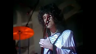 Queen - Big Spender (Live At The Rainbow Theatre: 19/11/1974)